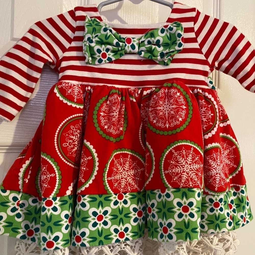 Counting Daisies Holiday‎ Dress- 3/6 months